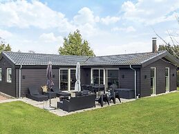 4 Star Holiday Home in Vaeggerlose