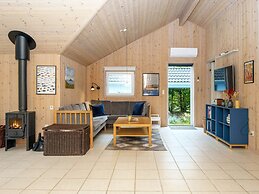 6 Person Holiday Home in Oksbol