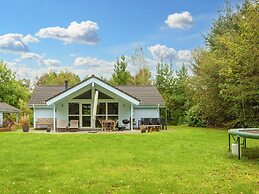 6 Person Holiday Home in Oksbol