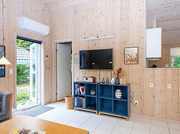 6 Person Holiday Home in Oksbol