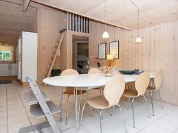 6 Person Holiday Home in Oksbol