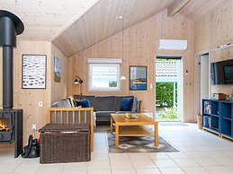6 Person Holiday Home in Oksbol