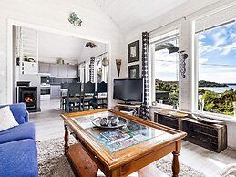 6 Person Holiday Home in Anneland