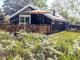 6 Person Holiday Home in Vaeggerlose