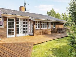 8 Person Holiday Home in Jerup