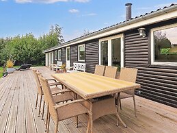 4 Star Holiday Home in Stege