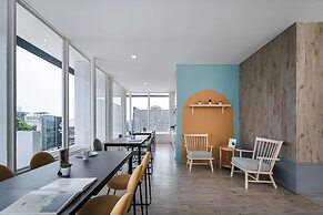 Cove Art Living