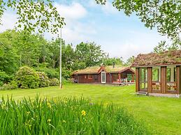 6 Person Holiday Home in Roslev