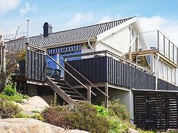 4 Person Holiday Home in Kungshamn