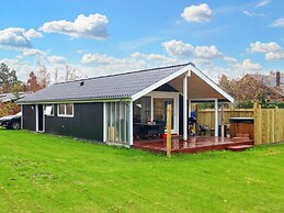 4 Star Holiday Home in Vaeggerlose
