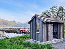 6 Person Holiday Home in Averoy