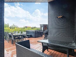 5 Star Holiday Home in Vaeggerlose