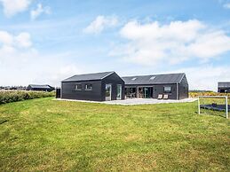 5 Star Holiday Home in Lokken