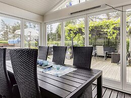 5 Star Holiday Home in Hals