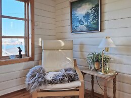 7 Person Holiday Home in Averoy