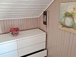 7 Person Holiday Home in Averoy