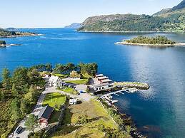 3 Person Holiday Home in Flatraket