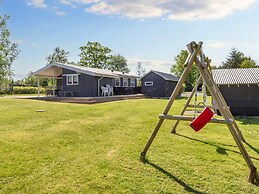6 Person Holiday Home in Roslev