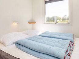 6 Person Holiday Home in Roslev