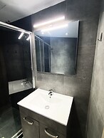 Highlighted Hosting