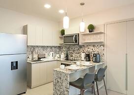 Arcadia Condo Suites