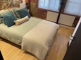 Immaculate 2-bed Apartment in London