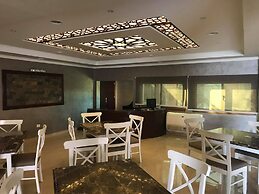 Grand Plaza Hotel