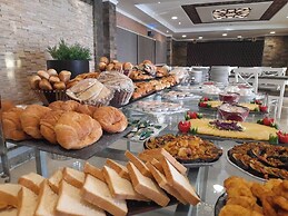 Grand Plaza Hotel