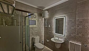 Grand Plaza Hotel