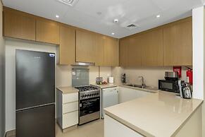 Waves - Spectacular Seaside Retreat Apt With Views