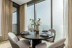 Waves - Spectacular Seaside Retreat Apt With Views