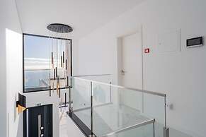 Villa Luxe by Atlantic Holiday