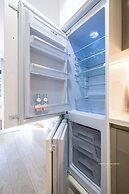 Large Balcony Studio 10mins From Dubai Mall