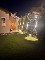 Luxsugero Cottages Premium