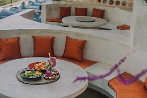 Alam Caldera Camp & Resto