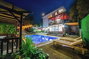 Villa Jasmin Selimiye with pool