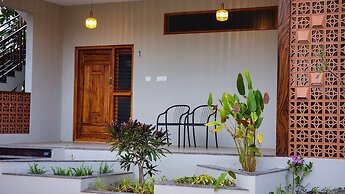 Poojaris Niranthara Kabini