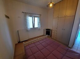 Crete Country Escape 2 Bd w Patio