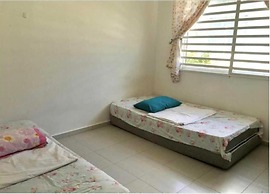 OYO Home 90977 AzZinki Homestay