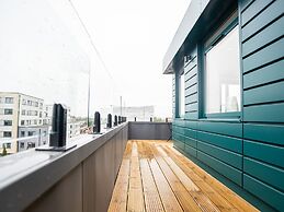 One Bed - Queensmere Shopping Centre by Belvilla