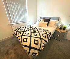 Darlington Suites by SA Stays