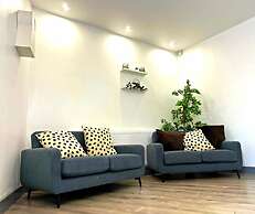 Darlington Suites by SA Stays