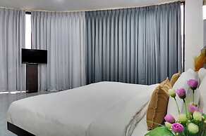 Hotel Sky Inn