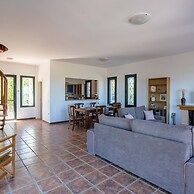 Aipeia Country House