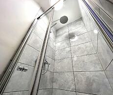 Chantry Suites by SA Stays