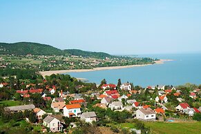 House Hortenzia Lake View