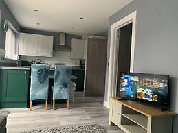 Impeccable 1-bed House in Aberdare