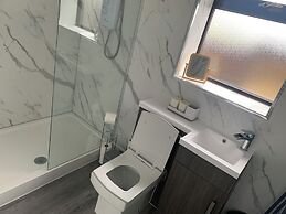 Impeccable 1-bed House in Aberdare