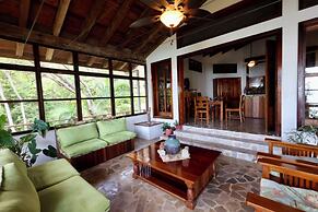 Mango Creek Resort