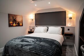 Annex, 2 Bed, Sleeps 4, Parking